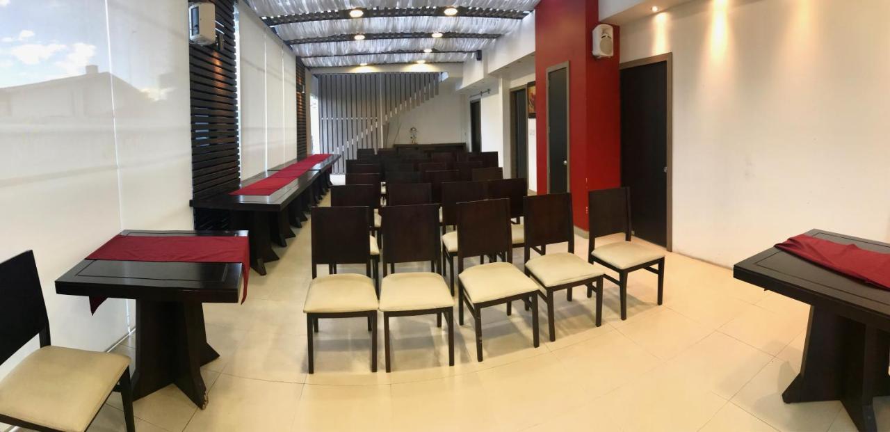 Hotel Santiago De Compostella Suites Cuenca Exteriör bild