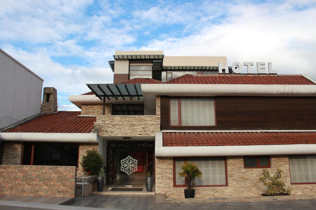 Hotel Santiago De Compostella Suites Cuenca Exteriör bild