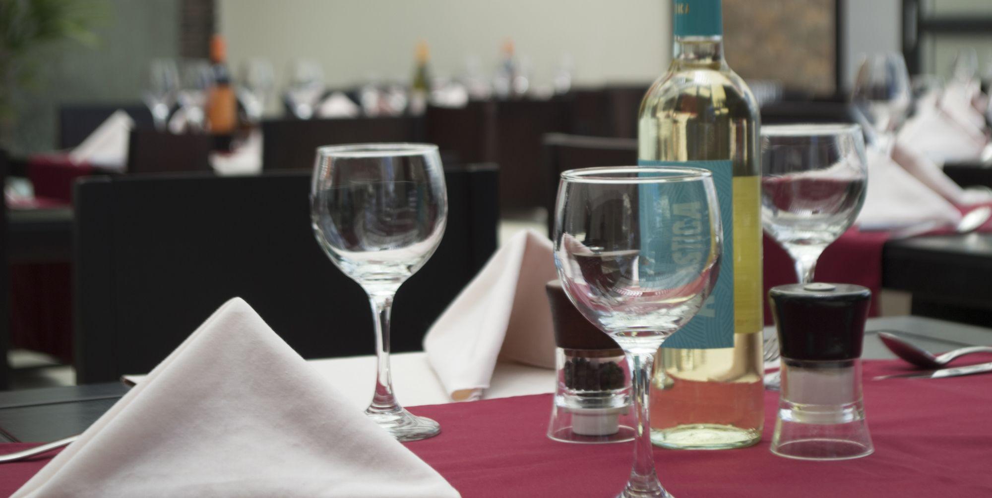 Hotel Santiago De Compostella Suites Cuenca Exteriör bild