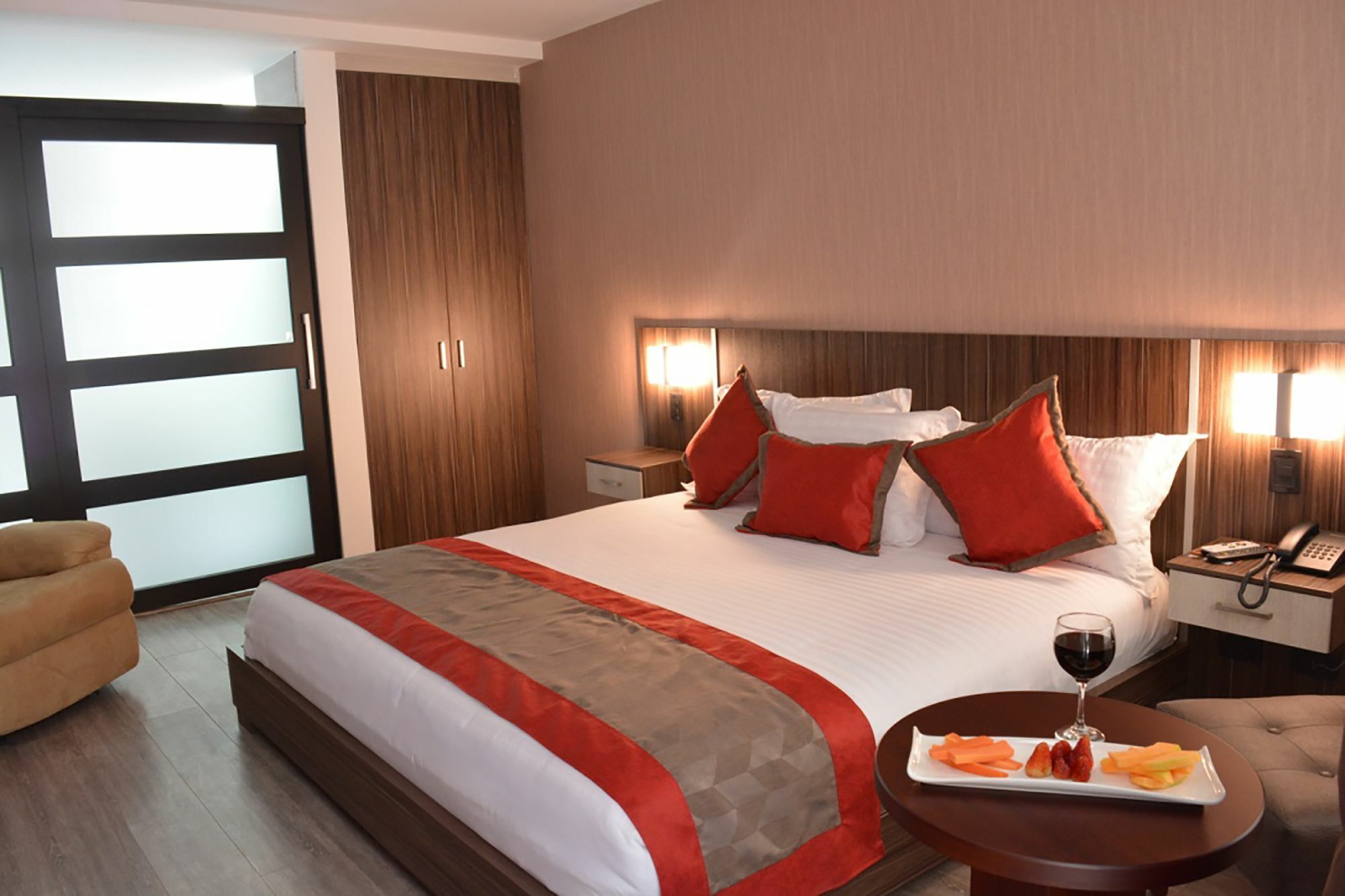 Hotel Santiago De Compostella Suites Cuenca Exteriör bild